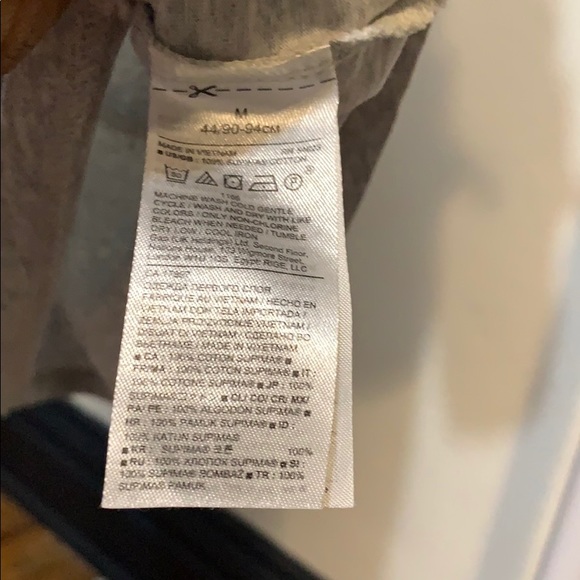 NWT Banana Republic Light knotted sleeves tee bows - Picture 5 of 7